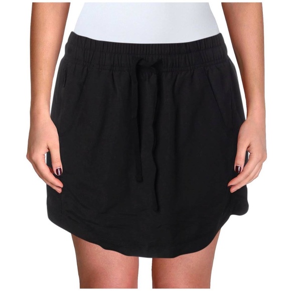 The North Face Dresses & Skirts - The North Face Class V Skort